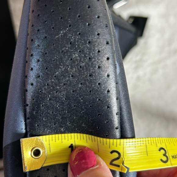 HAUTE SHORE Camouflage Crossbody Bag - Black and Gray Tones - Picture 6 of 13